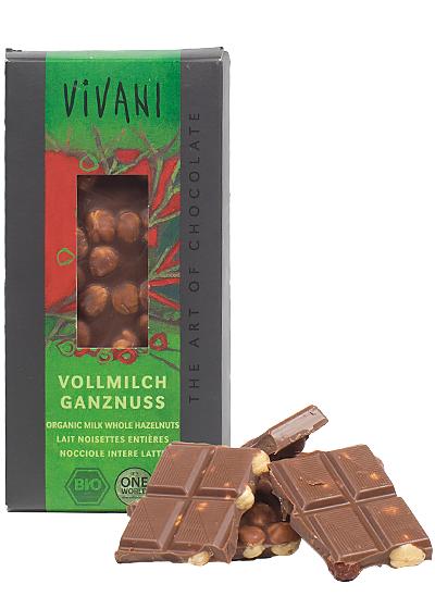 Шоколад молочный Vivani с цельным лесным орехом 100г