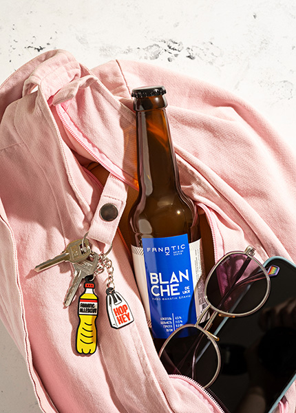 Брелок з ПВХ Пакет Hop Hey купити в Hop Hey | Море Пива Брелок з ПВХ Пакет Hop Hey