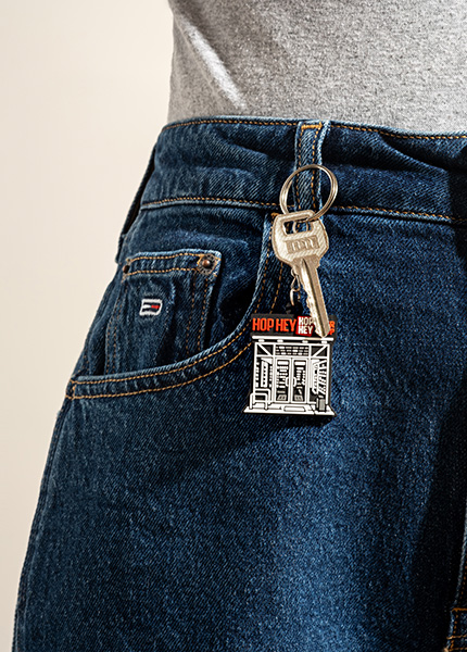 Брелок з ПВХ Магазин Hop Hey купити в Hop Hey | Море Пива Брелок з ПВХ Магазин Hop Hey