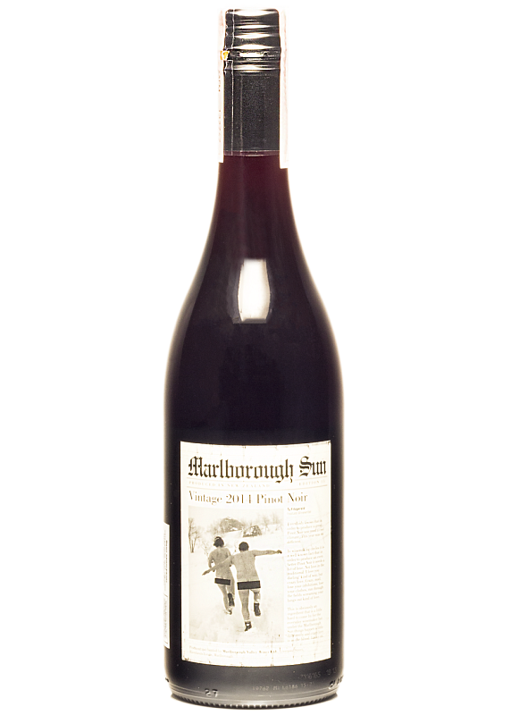 Вино Saint Clair Pinot Noir Marlborough Sun червоне сухе 13.5° купити в Hop Hey | Море Пива Вино Saint Clair Pinot Noir Marlborough Sun червоне сухе 13.5°